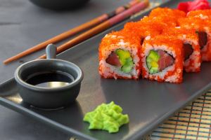 Tobiko Maki 